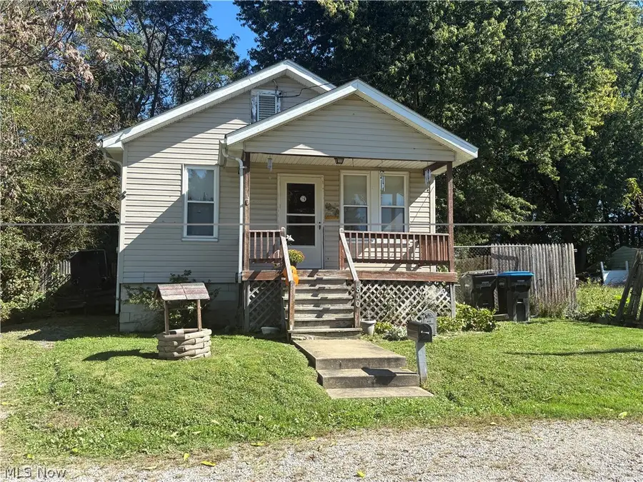 850 Cabot Drive, Zanesville, OH 43701 - #2