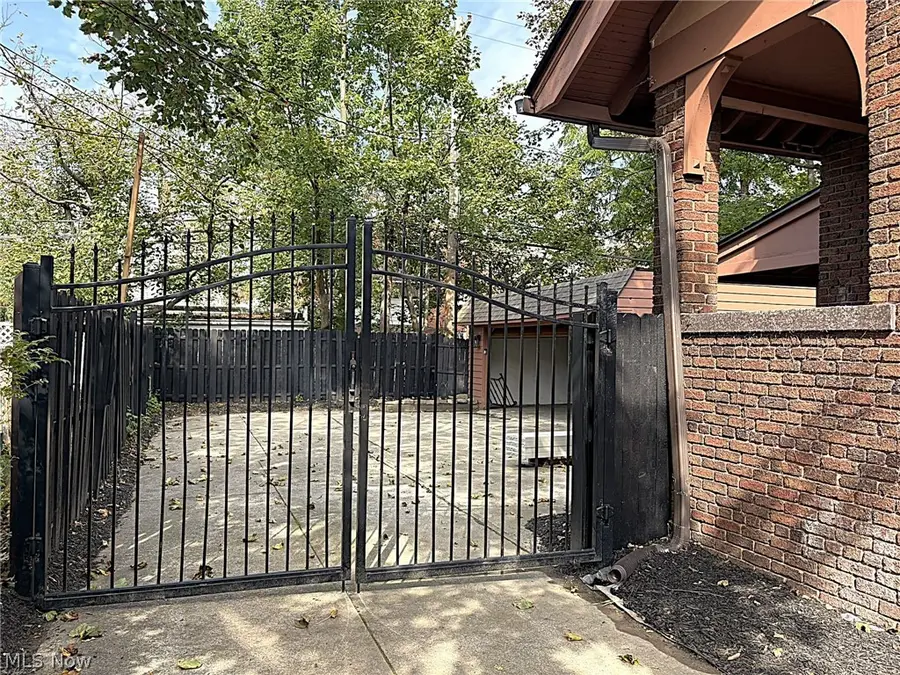 19625 Chagrin Boulevard, Shaker Heights, OH 44122 - #3