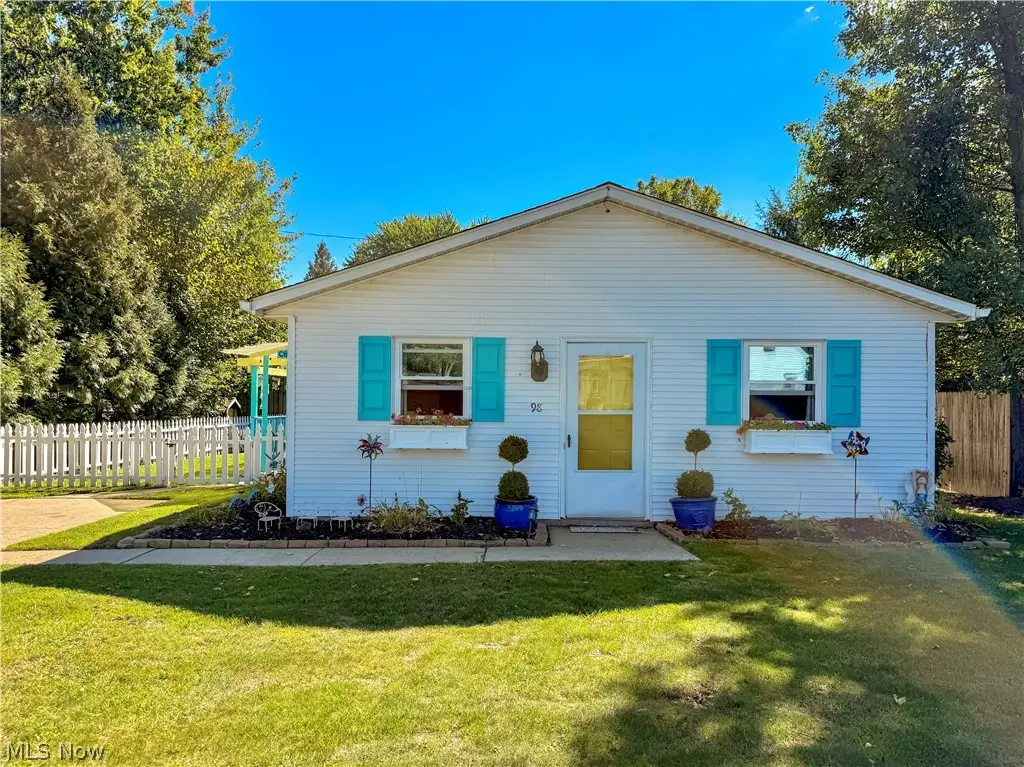 98 Clovercliff Drive, Chippewa Lake, OH 44215 - #1