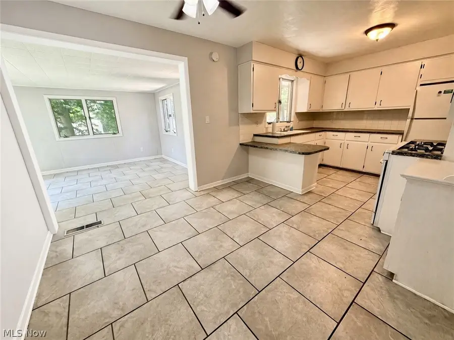 6230 Foxridge Drive, Boardman, OH 44512 - #2