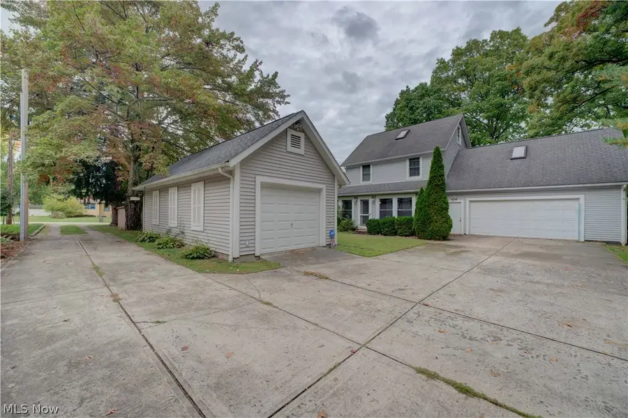 9831 Aldridge Drive, Columbia Station, OH 44028 - #3