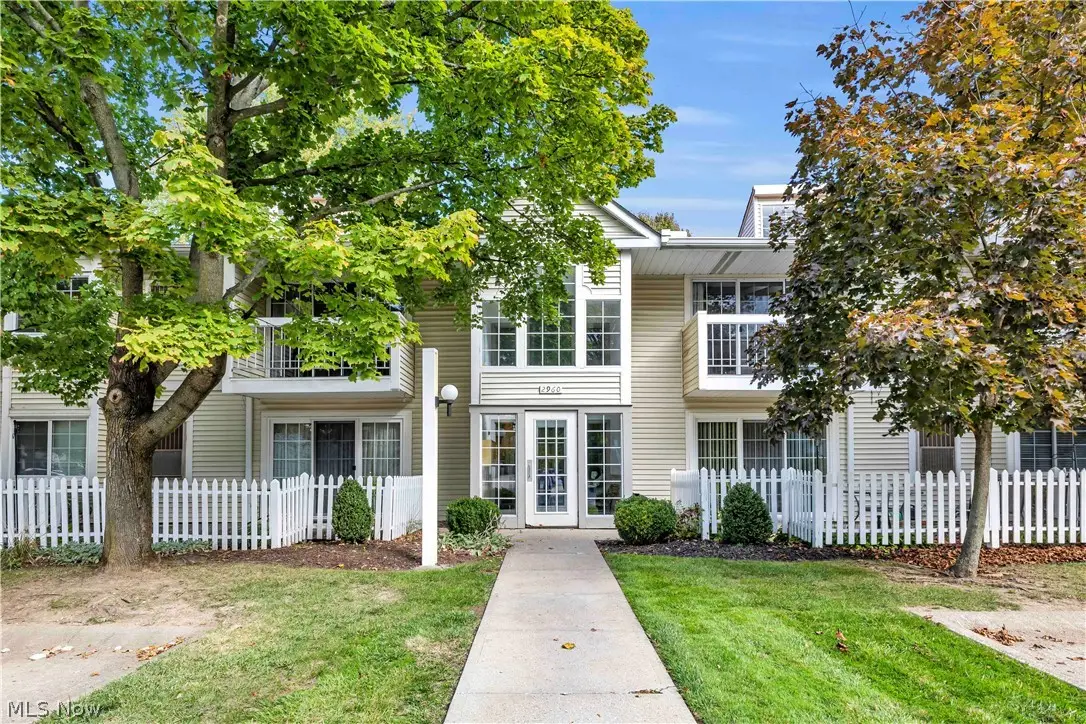 2960 S Bay Drive #J10, Westlake, OH 44145 - #1