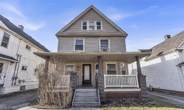 3998 E 54th Street, Newburgh Heights, OH 44105