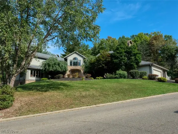 411 Donahey Ne Avenue, New Philadelphia, OH 44663