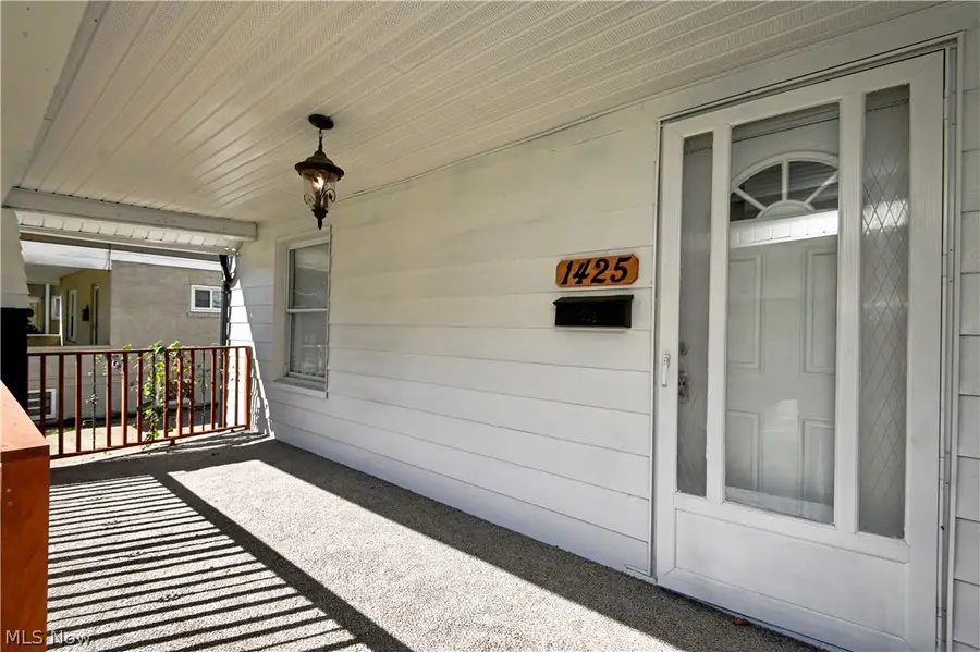 1425 34th Nw Street, Canton, OH 44709 - #2