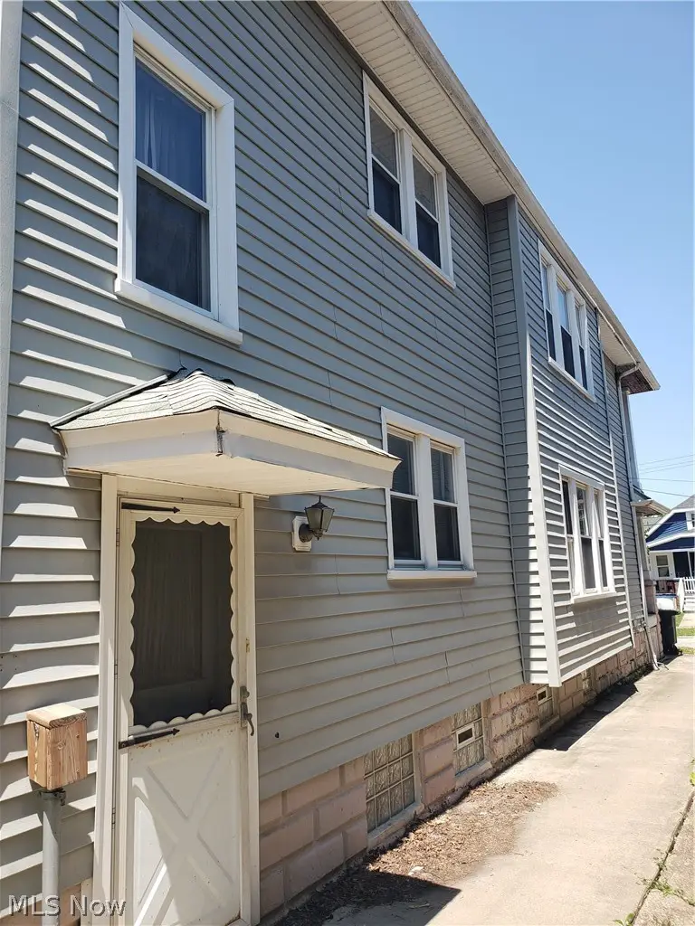 4607 Ardmore Avenue, Cleveland, OH 44144 - #3
