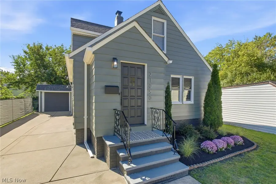 21050 Goller Avenue, Euclid, OH 44119 - #2
