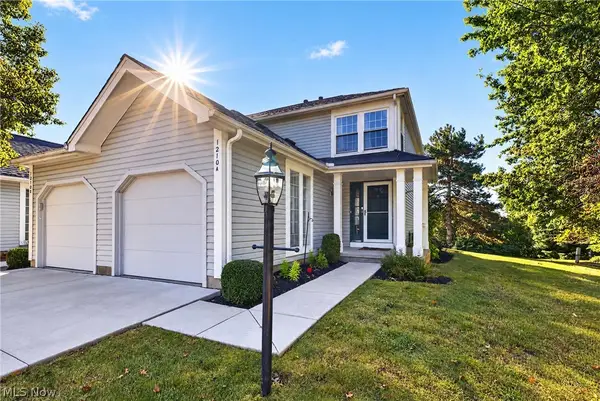 1210 Brookline Place #A, Willoughby, OH 44094