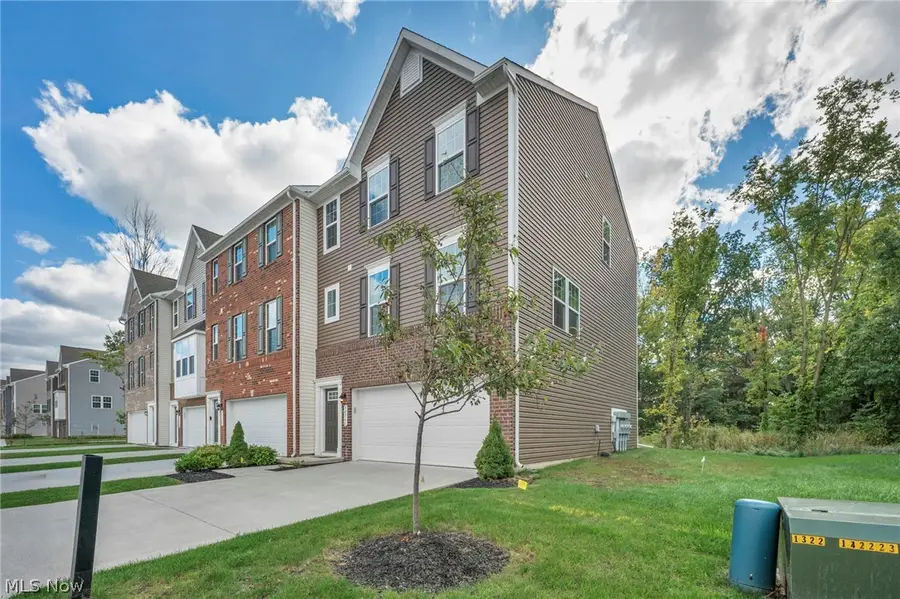 34566 Ethan Way, Willoughby, OH 44094 - #3
