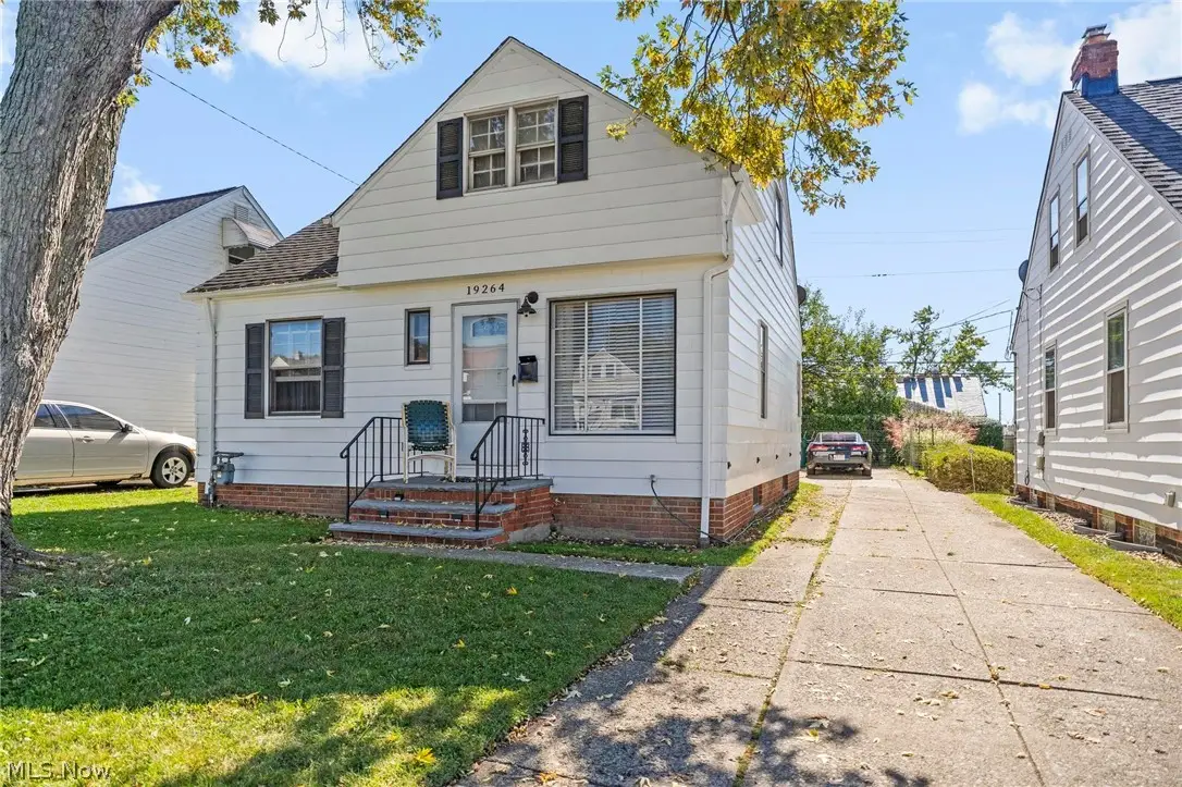 19264 Stockton Avenue, Maple Heights, OH 44137 - #1