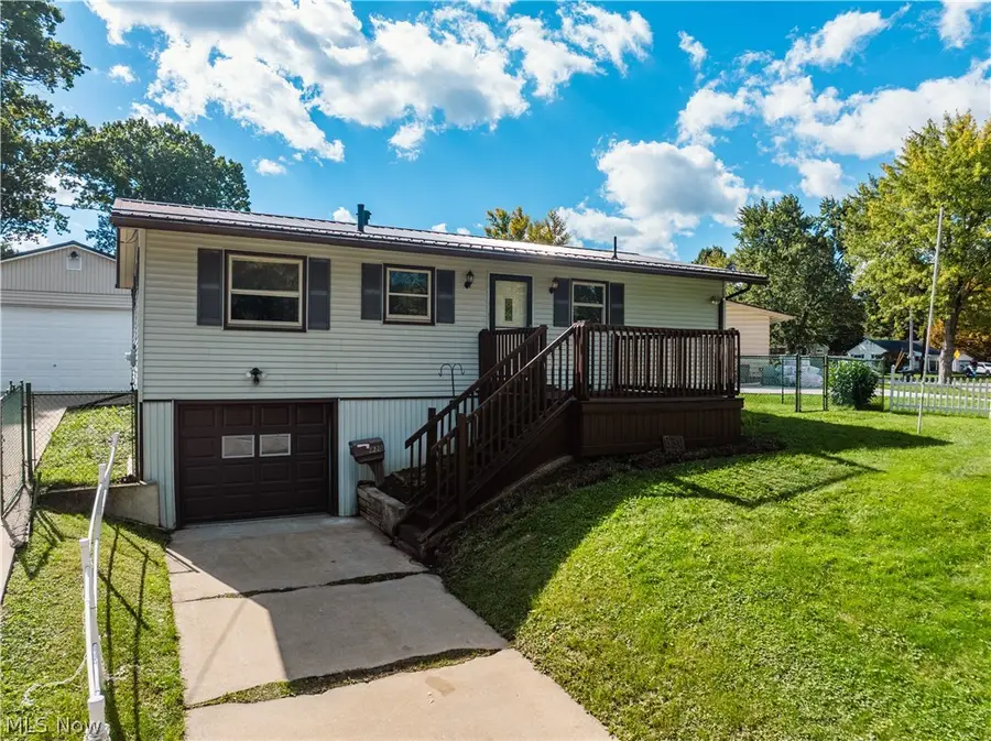 830 Standish Nw Circle, Massillon, OH 44647 - #3