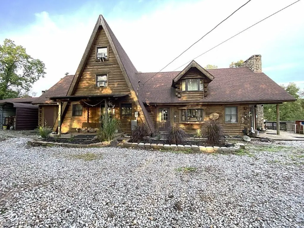 1238 Longview Road, Reedy, WV 25270 - #1