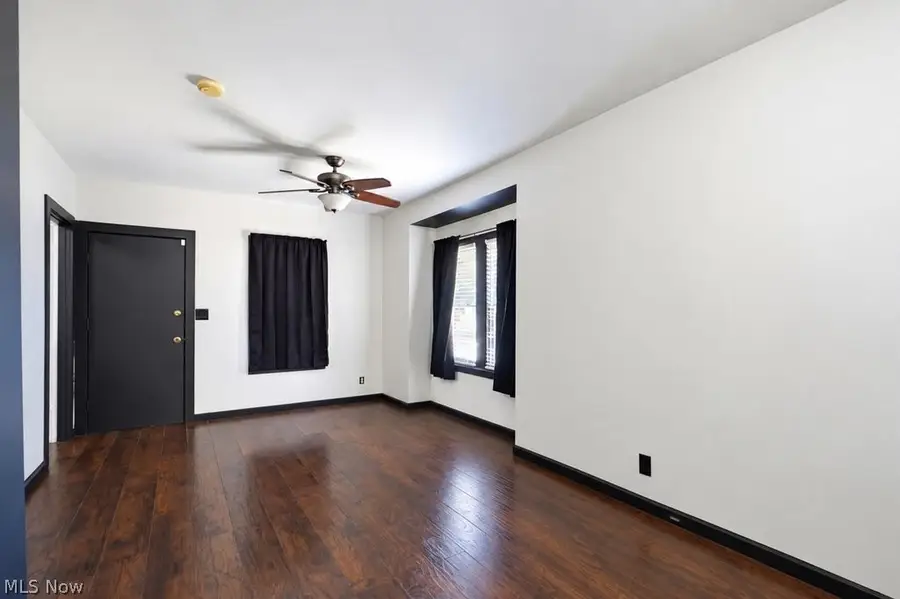3405 Montclair Avenue, Cleveland, OH 44109 - #3