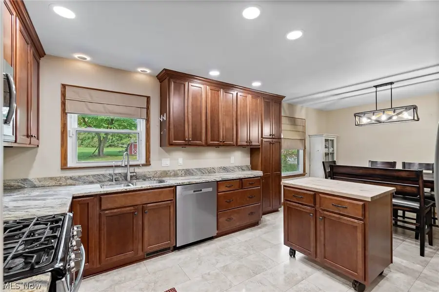 4618 S Arlington Road, Green, OH 44685 - #3