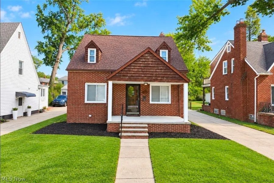 781 E 236th Street, Euclid, OH 44123 - #2