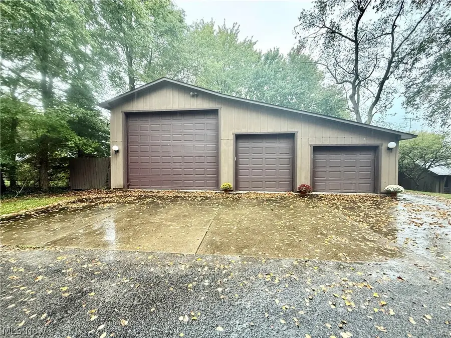 1460 Homestead Drive, East Liverpool, OH 43920 - #3