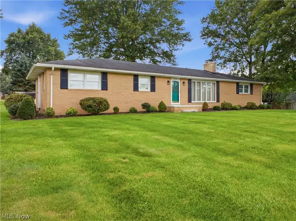 2500 Grove Ne Street, Canton, OH 44721