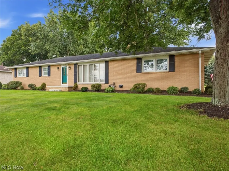 2500 Grove Ne Street, Canton, OH 44721 - #2