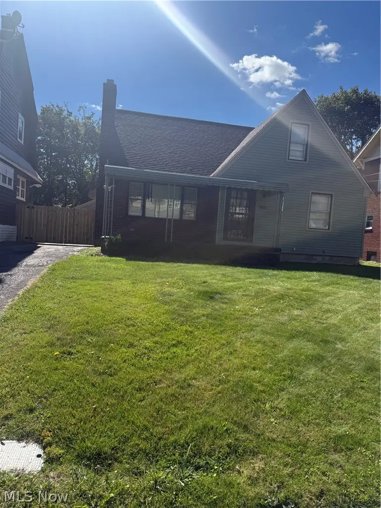 465 Alameda Avenue, Youngstown, OH 44504 - #1