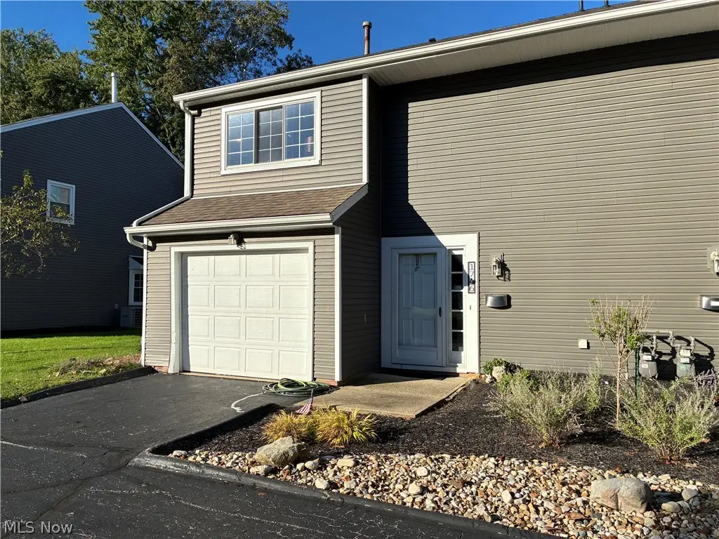 1746 Walnut Lane, Rocky River, OH 44116 - #1