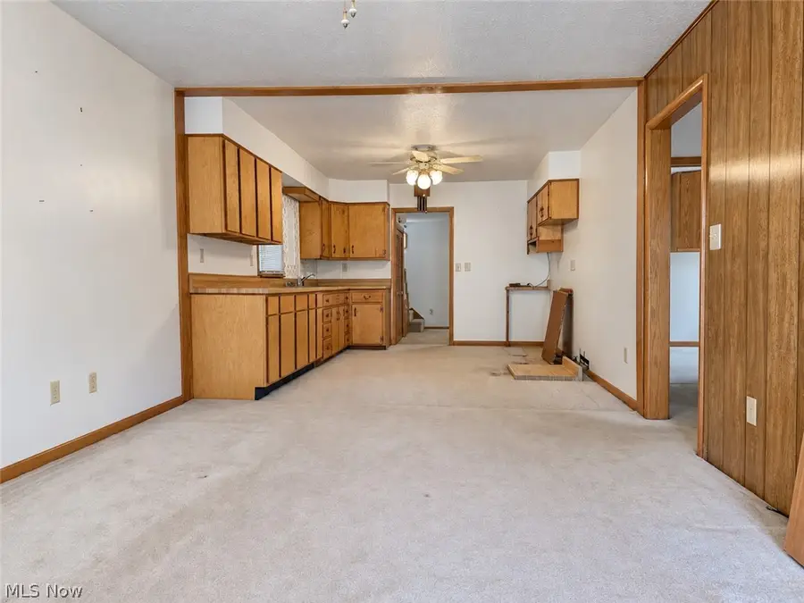 910 18th Street, Vienna, WV 26105 - #3