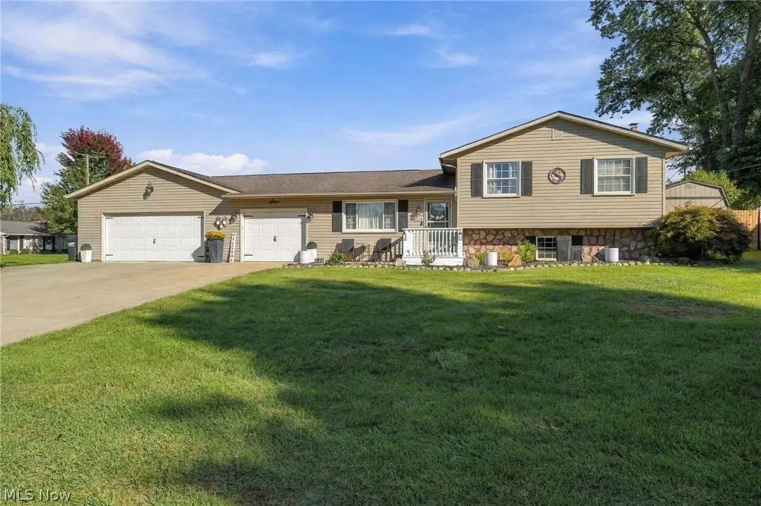 2818 Chippendale Nw Street, Massillon, OH 44646 - #1