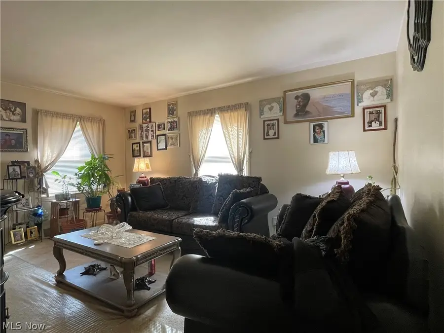4358 Redding Road, Cleveland, OH 44109 - #2