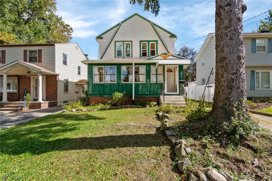 2041 15th Street, Cuyahoga Falls, OH 44223 - #2