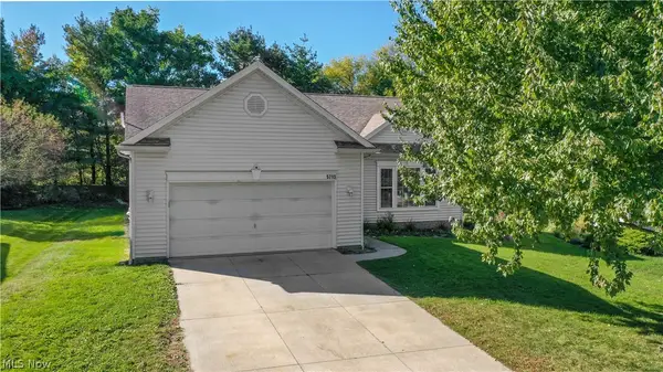5715 Ashton Woods Circle, Ravenna, OH 44266