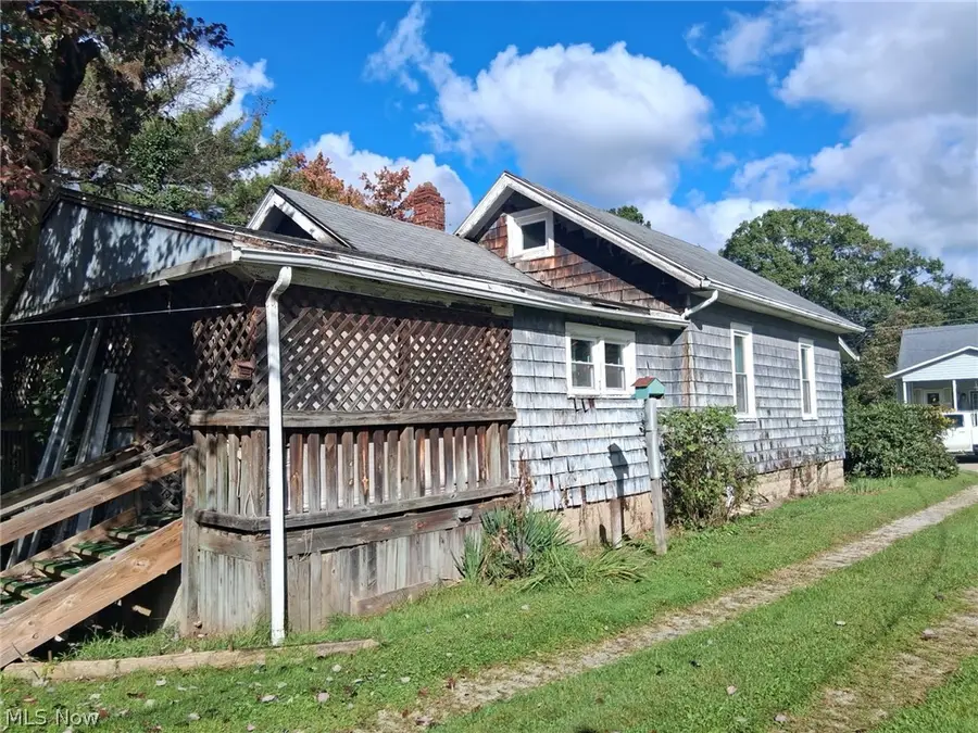 315 E Walnut Street, Wadsworth, OH 44281 - #3