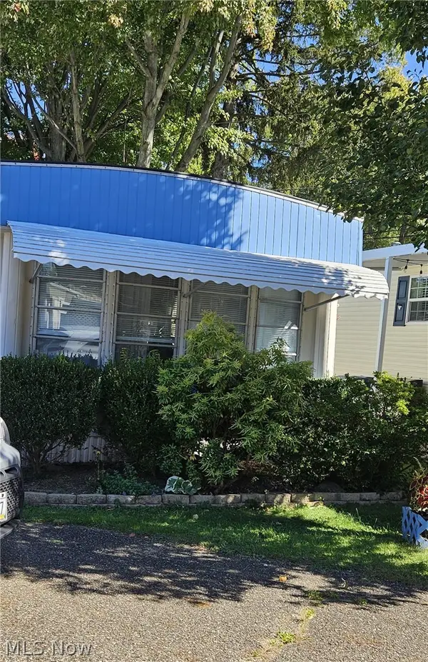 1280 Monterey Nw Boulevard, North Canton, OH 44720