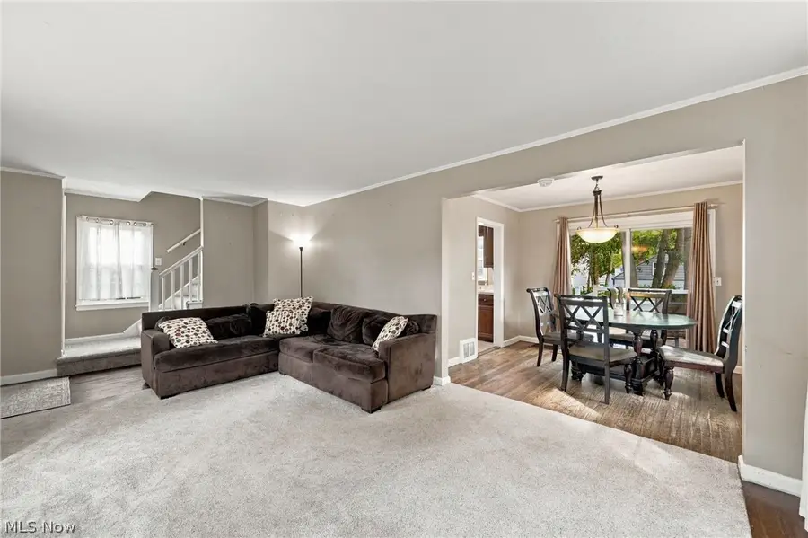 2723 Maplewood Street, Cuyahoga Falls, OH 44221 - #3
