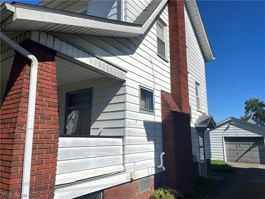 127 Manchester Avenue, Youngstown, OH 44509 - #2