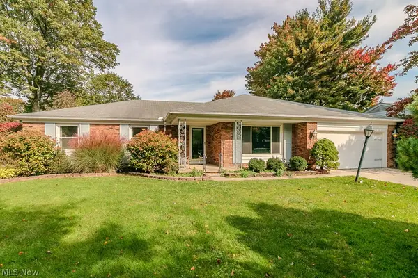 5223 Chickadee Lane, Lyndhurst, OH 44124