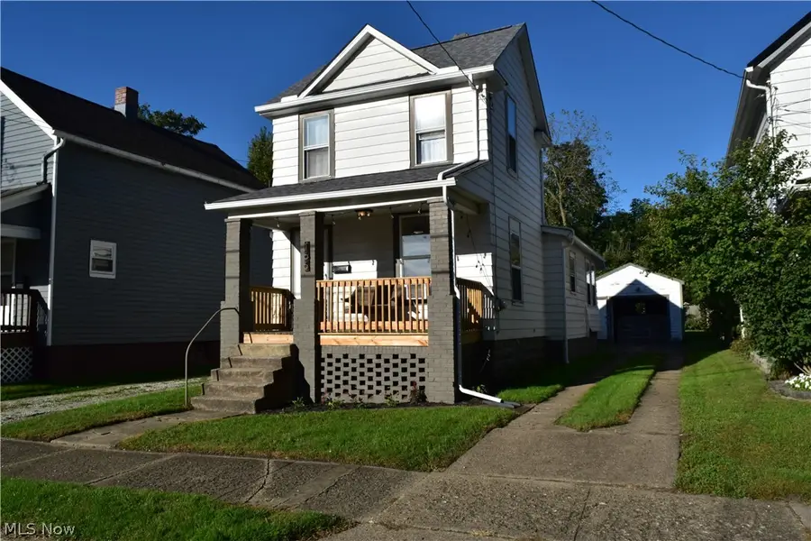 166 17th Nw Street, Barberton, OH 44203 - #2