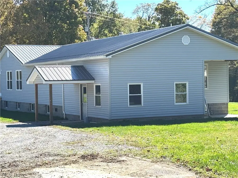 4585 Hawkins Road, New Waterford, OH 44445 - #3
