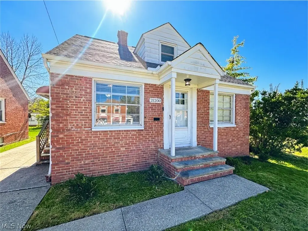21200 Tracy Avenue, Euclid, OH 44123 - #1