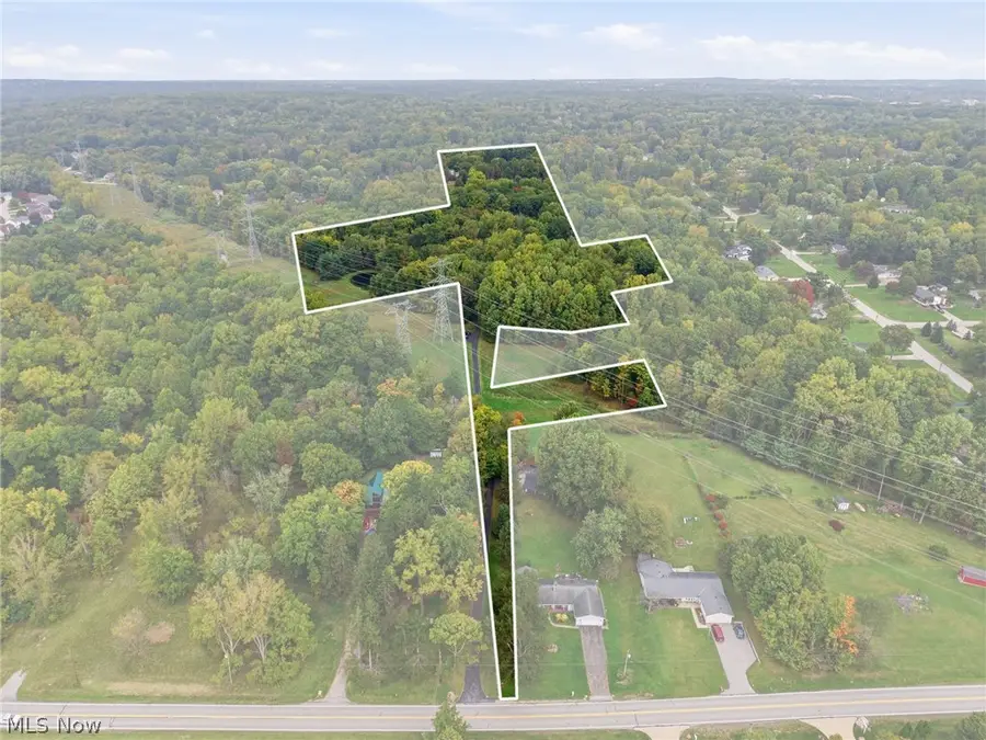 559 Houghton Road, Sagamore Hills, OH 44067 - #2