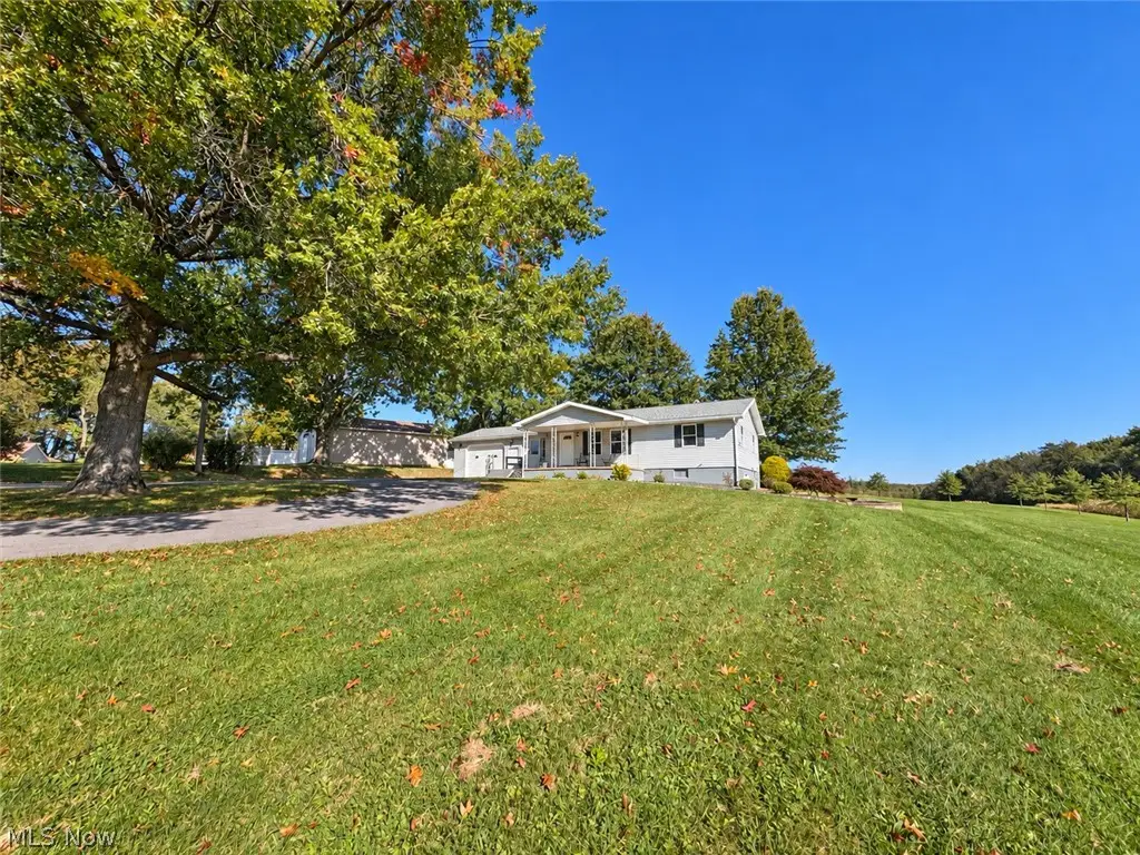 3236 N Pleasant Drive, East Palestine, OH 44413 - #1