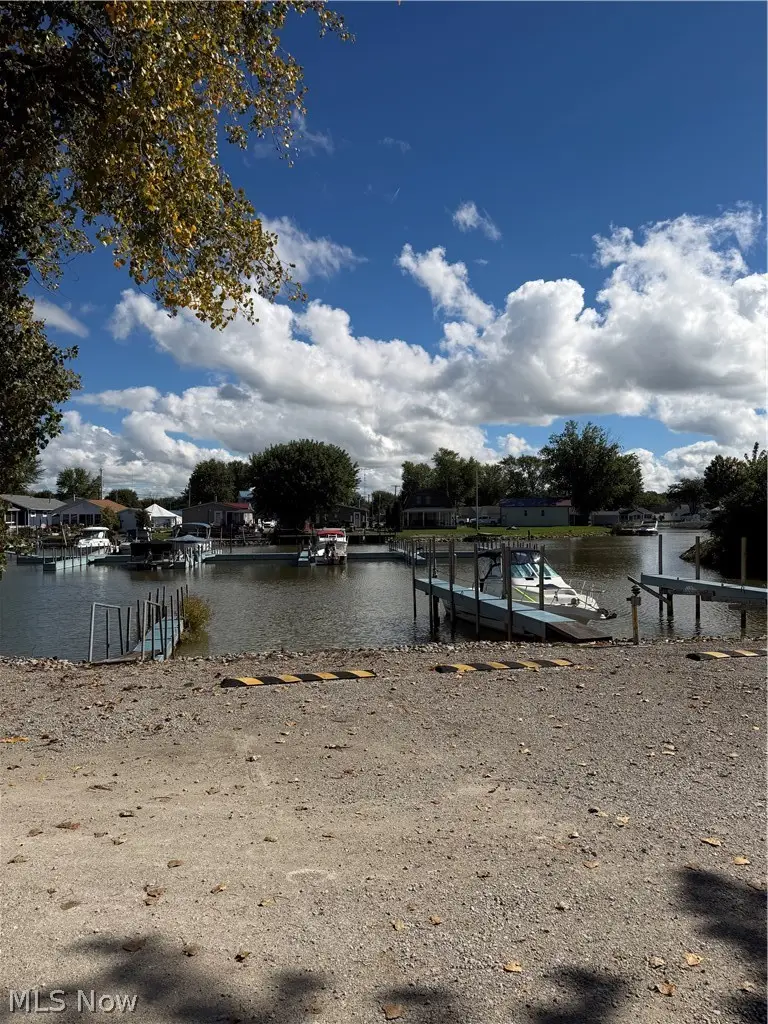 531 S Findlay Street #105, Port Clinton, OH 43452 - #2