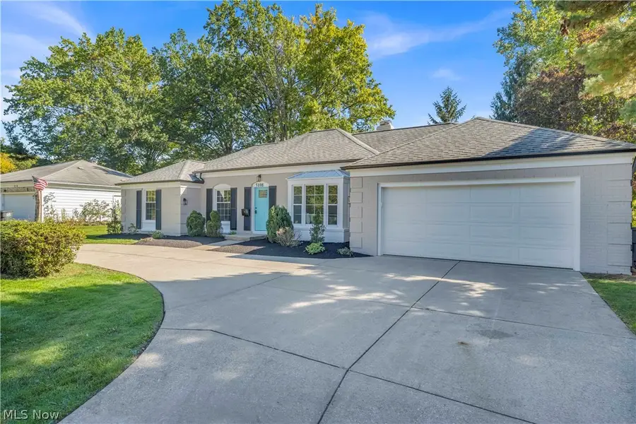 5108 Meadow Wood Blvd., Lyndhurst, OH 44124 - #3