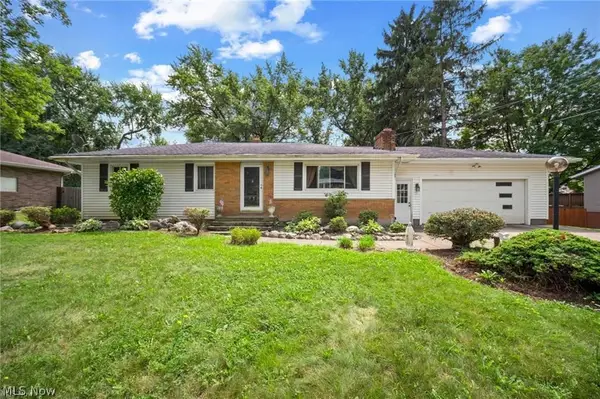 1700 Beryl Road, Akron, OH 44312