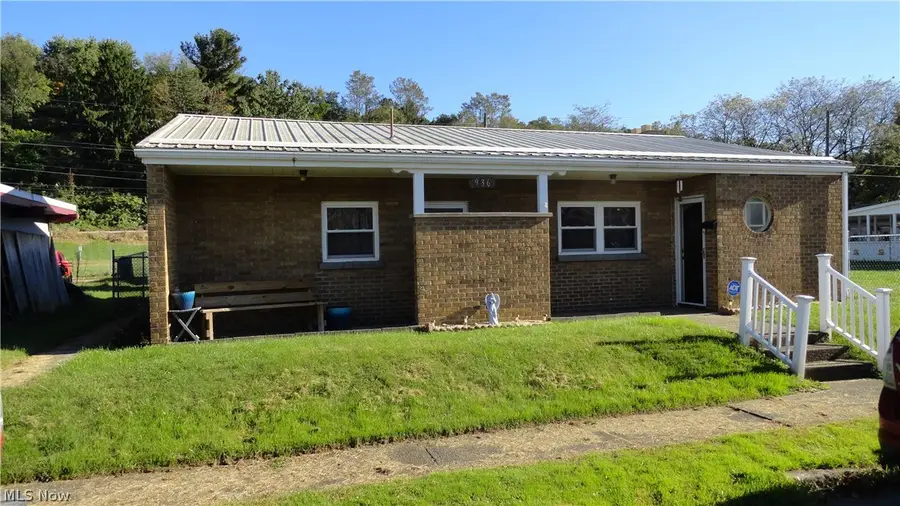 936 Plutus Avenue, Chester, WV 26034 - #2