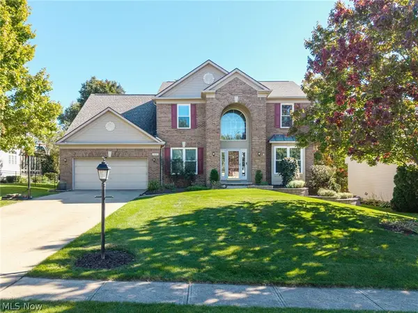 853 Edgar Lane, Brunswick, OH 44212