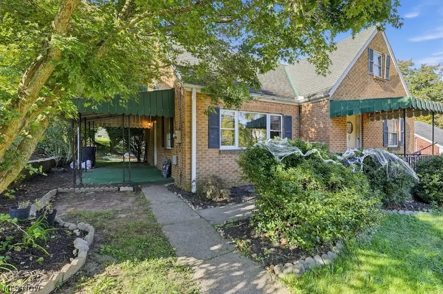 246 Wayne Avenue, Weirton, WV 26062 - #2