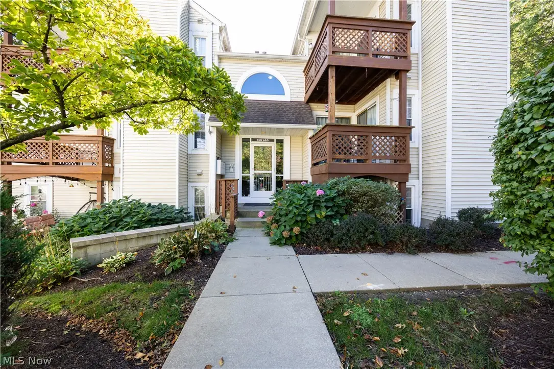 1328 Cedarwood Drive #D2, Westlake, OH 44145 - #1
