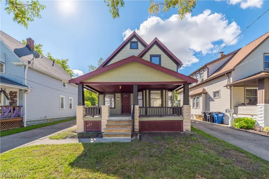 4207 Bucyrus Avenue, Cleveland, OH 44109 - #2