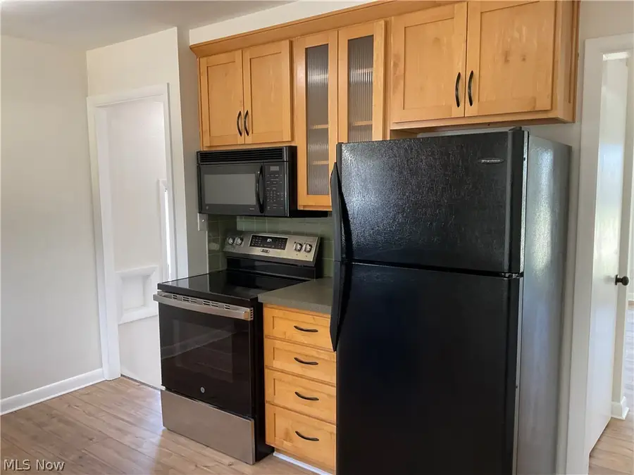 1729 Rockefeller Road, Wickliffe, OH 44092 - #3