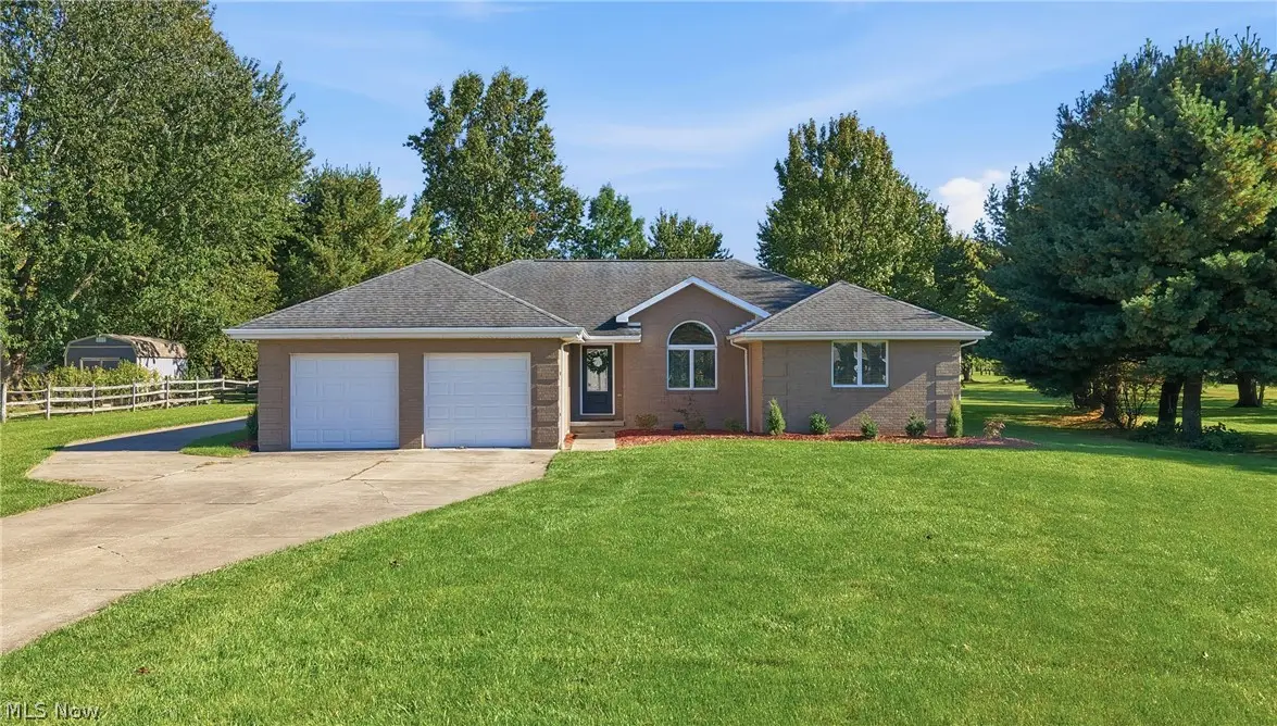 1055 Colonial Drive, Salem, OH 44460 - #1