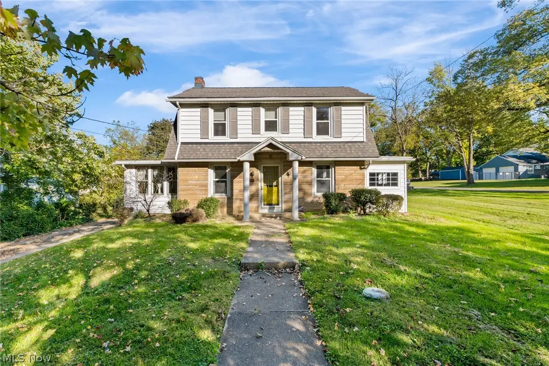 536 NW Jackson Nw Avenue, Massillon, OH 44646 - #1